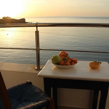 Experience The Pure Sense Of The Aegean Sea Villa Liota Екстериор снимка